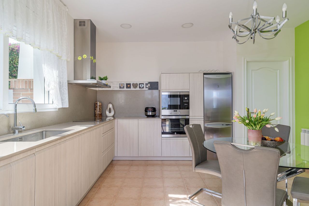 Вилла в Сан-Поль-де-Мар, Испания, 361 м² - фото 15