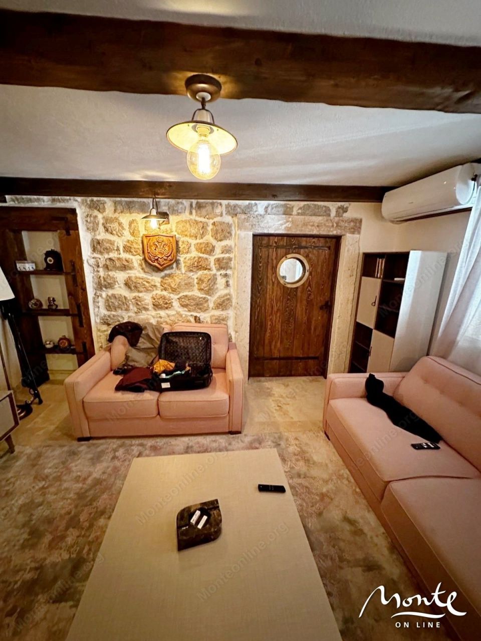 Квартира в Тивате, Черногория, 57 м2 - фото 1