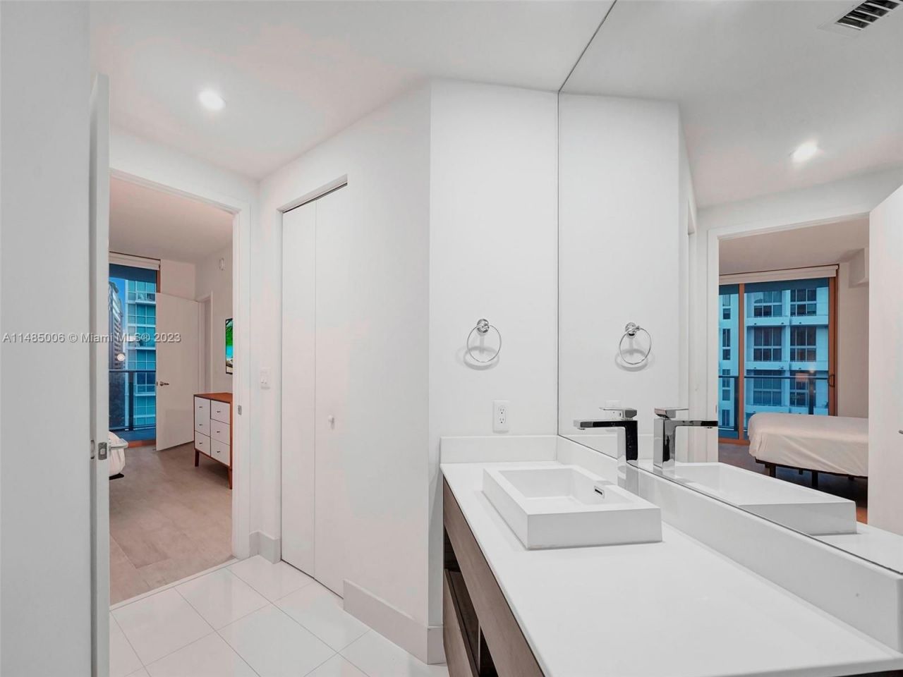 Квартира в Майами, США, 110 м² - фото 14