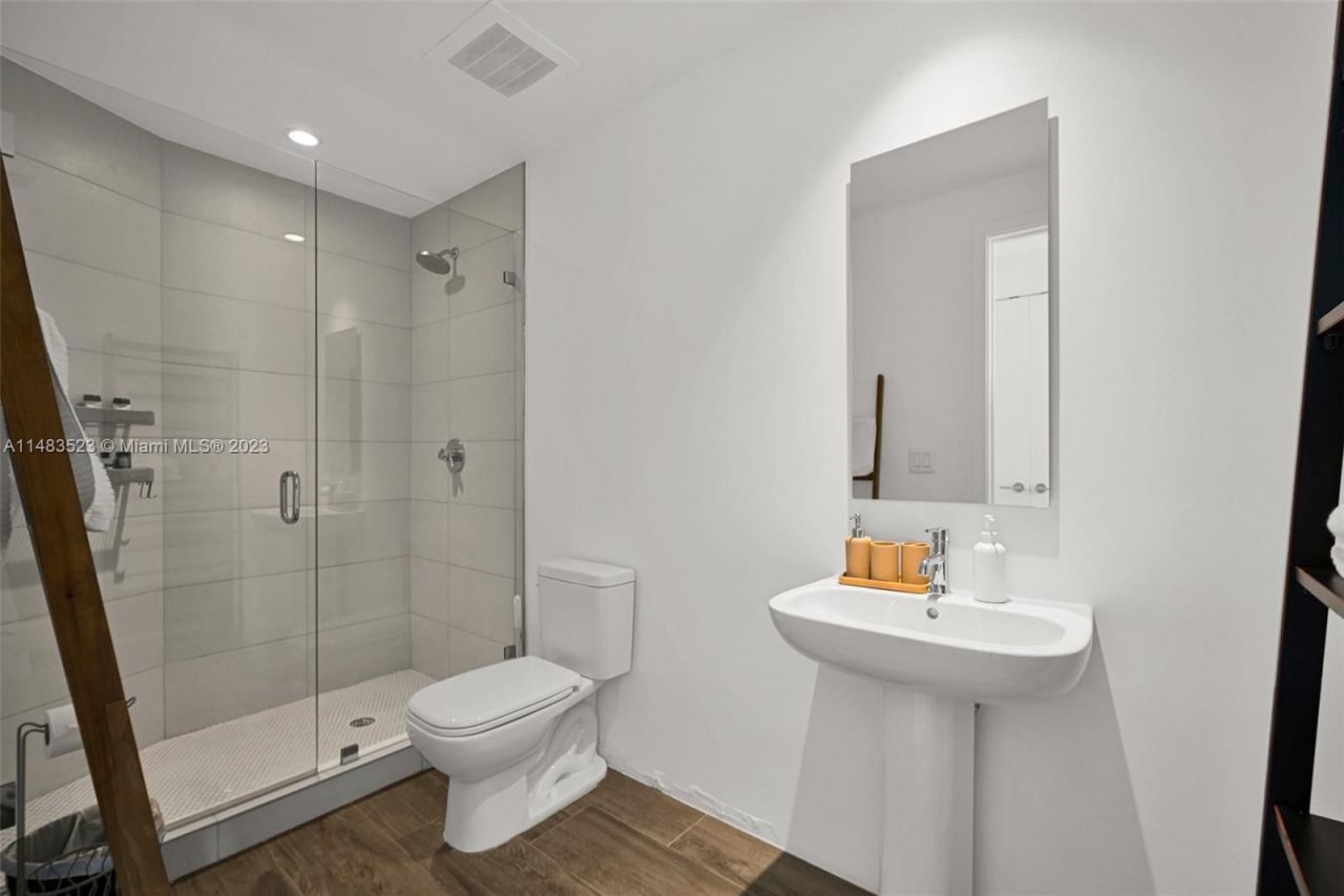 Квартира в Майами, США, 160 м² - фото 8