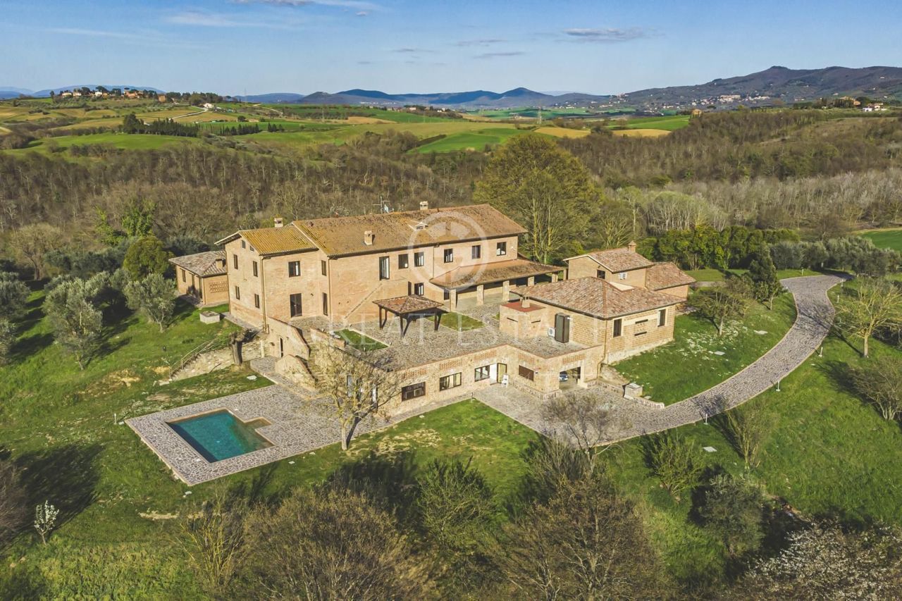 Дом в Кастильоне-дель-Лаго, Италия, 1 159.2 м² - фото 2