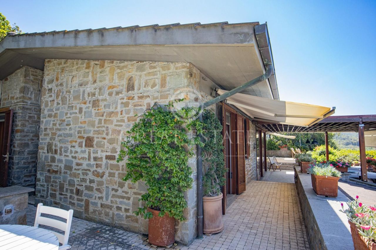 Вилла в Кастильоне-делла-Пеская, Италия, 272.25 м² - фото 4