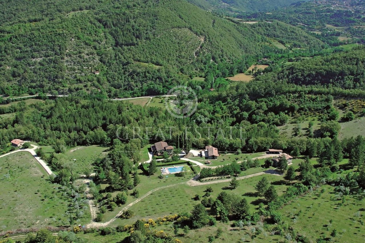 Дом в Кьюси, Италия, 892 м² - фото 5