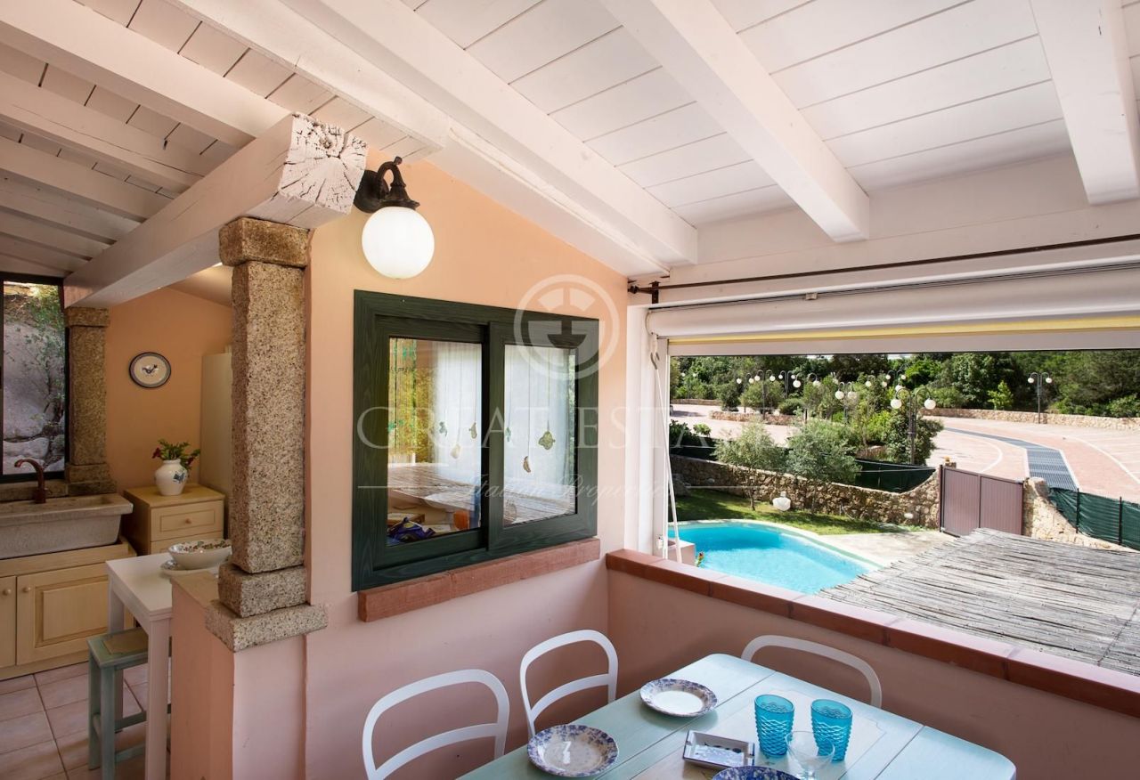 Вилла в Сассари, Италия, 382.9 м² - фото 6