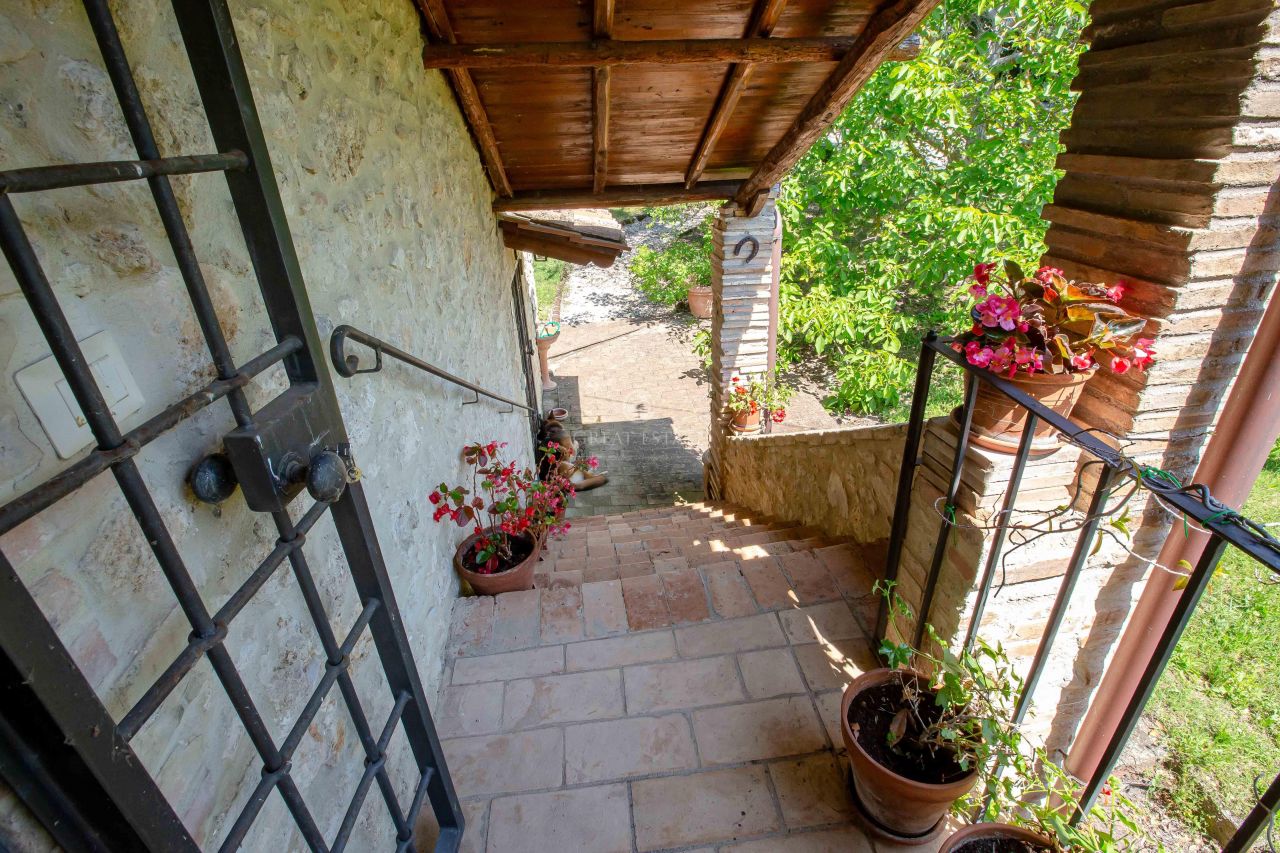 Дом Calvi dell'Umbria, Италия, 208.77 м² - фото 7