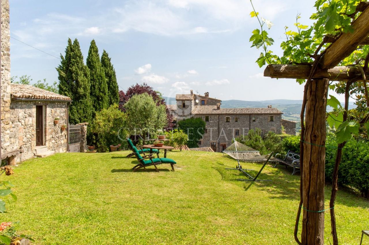 Дом в Орвието, Италия, 348.2 м² - фото 8