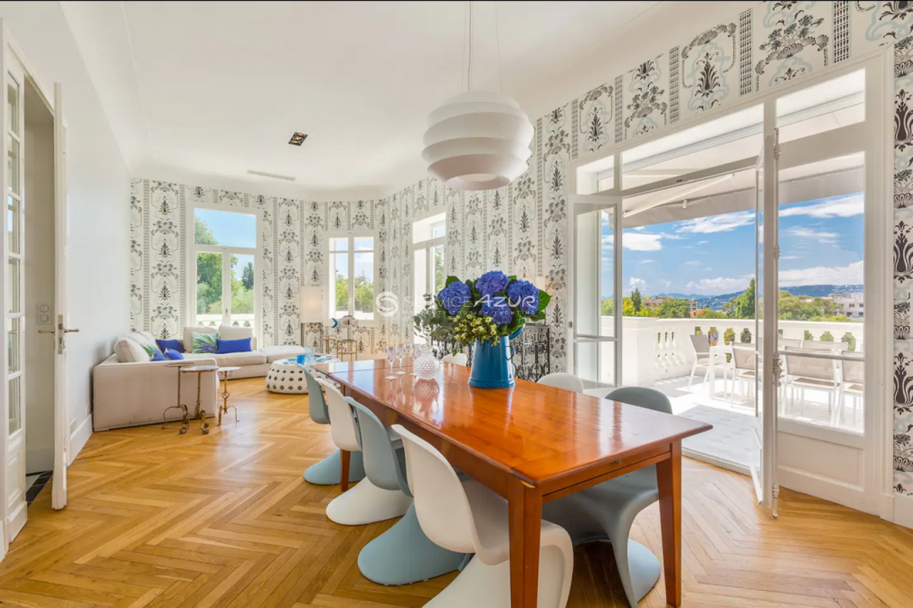 Вилла в Антибе, Франция, 350 м² - фото 2