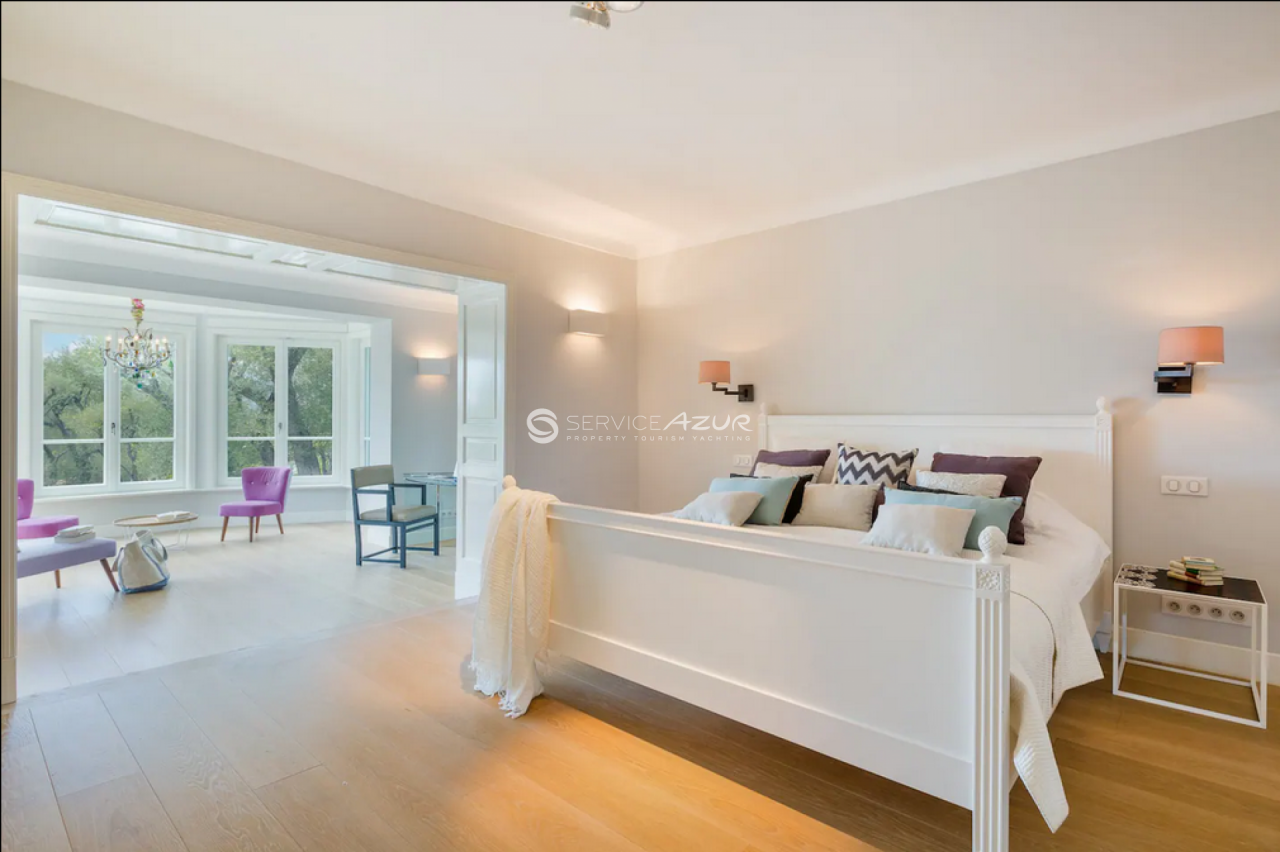 Вилла в Антибе, Франция, 350 м² - фото 8