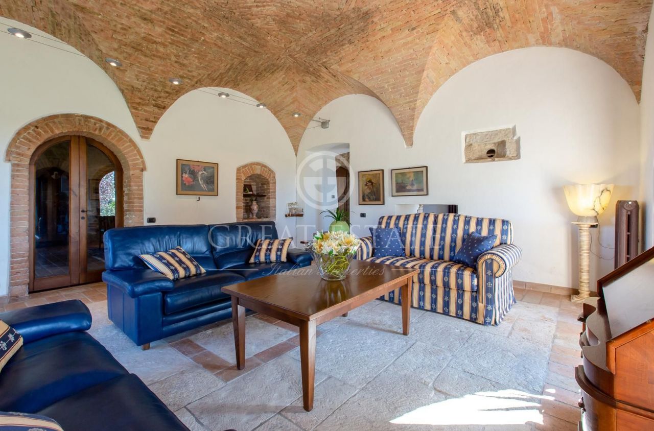 Дом в Тоди, Италия, 628.8 м² - фото 10