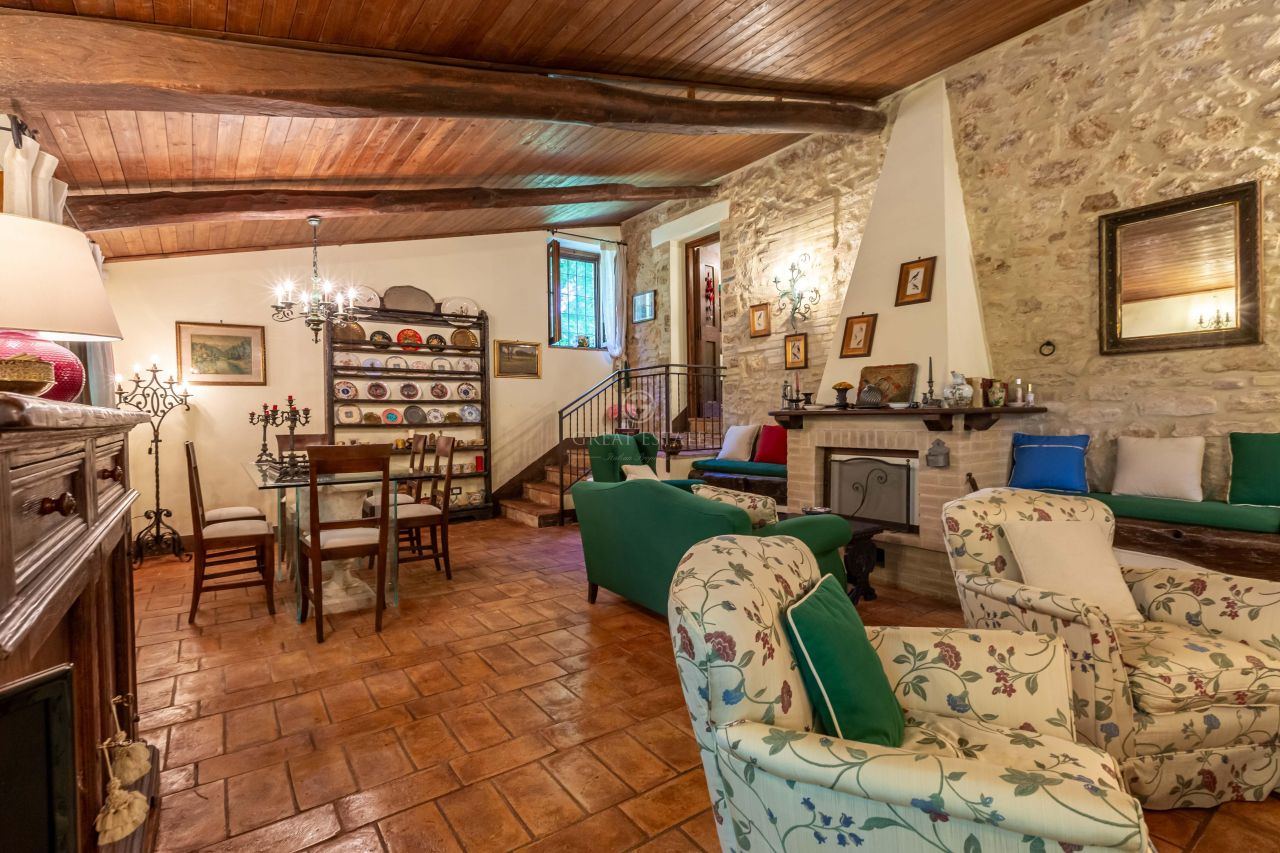 Дом Calvi dell'Umbria, Италия, 208.77 м² - фото 10