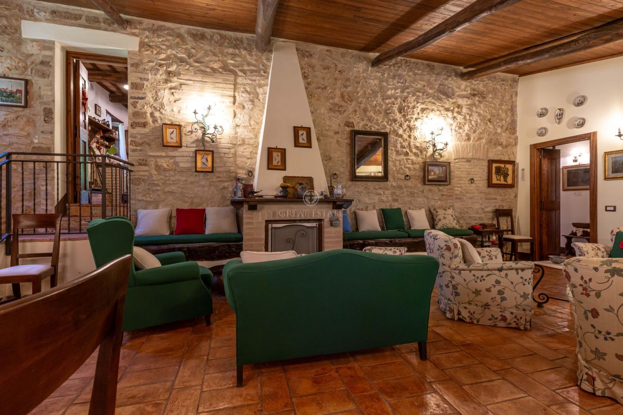 Дом Calvi dell'Umbria, Италия, 208.77 м² - фото 11