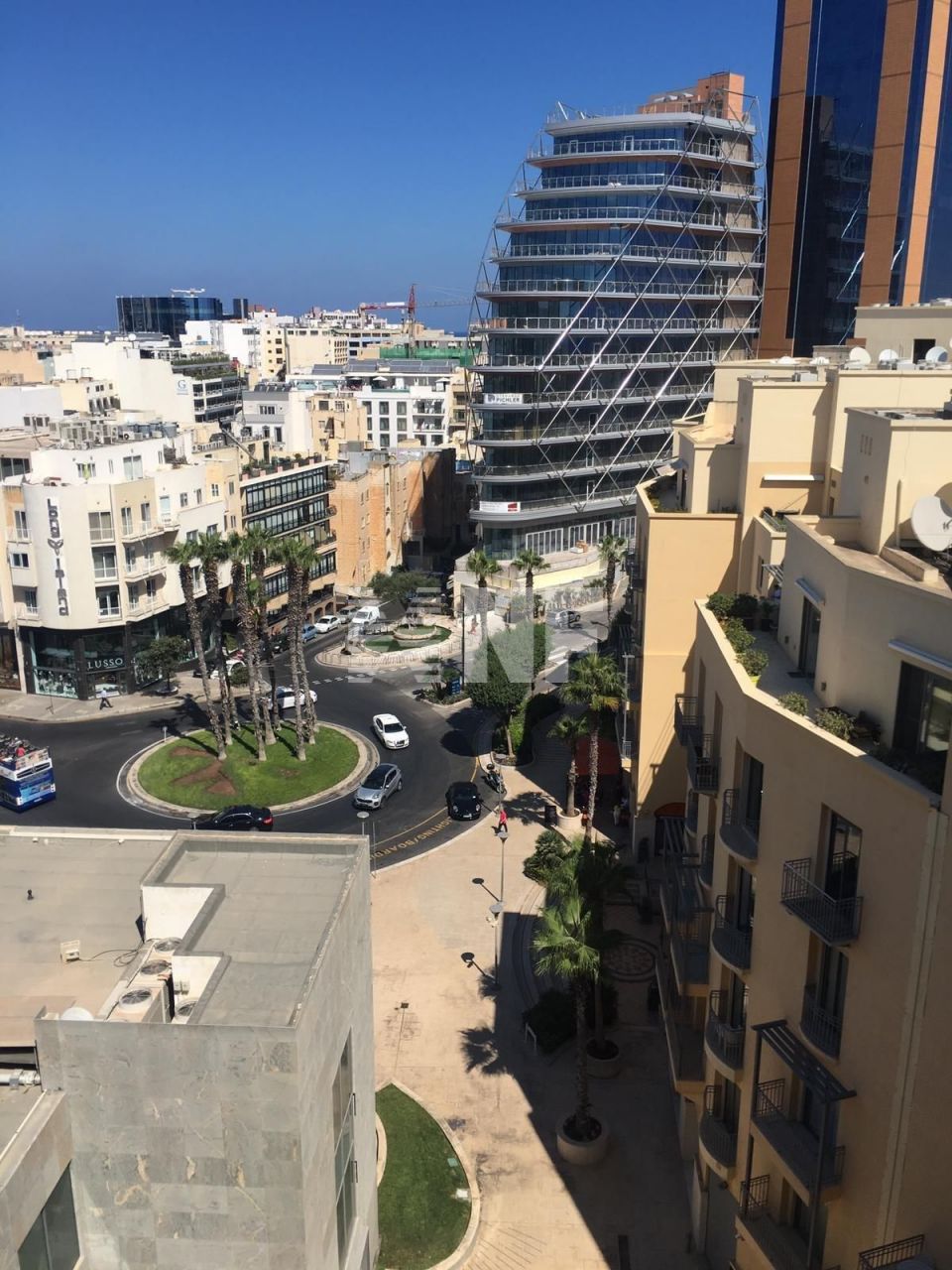 Апартаменты в Сент-Джулиансе, Мальта, 80 м2 - фото 1