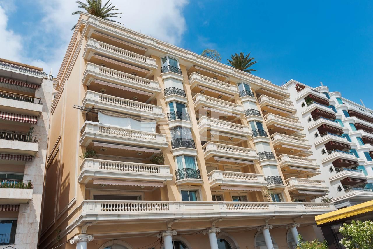 Апартаменты в Монако, Монако, 336 м2 - фото 1