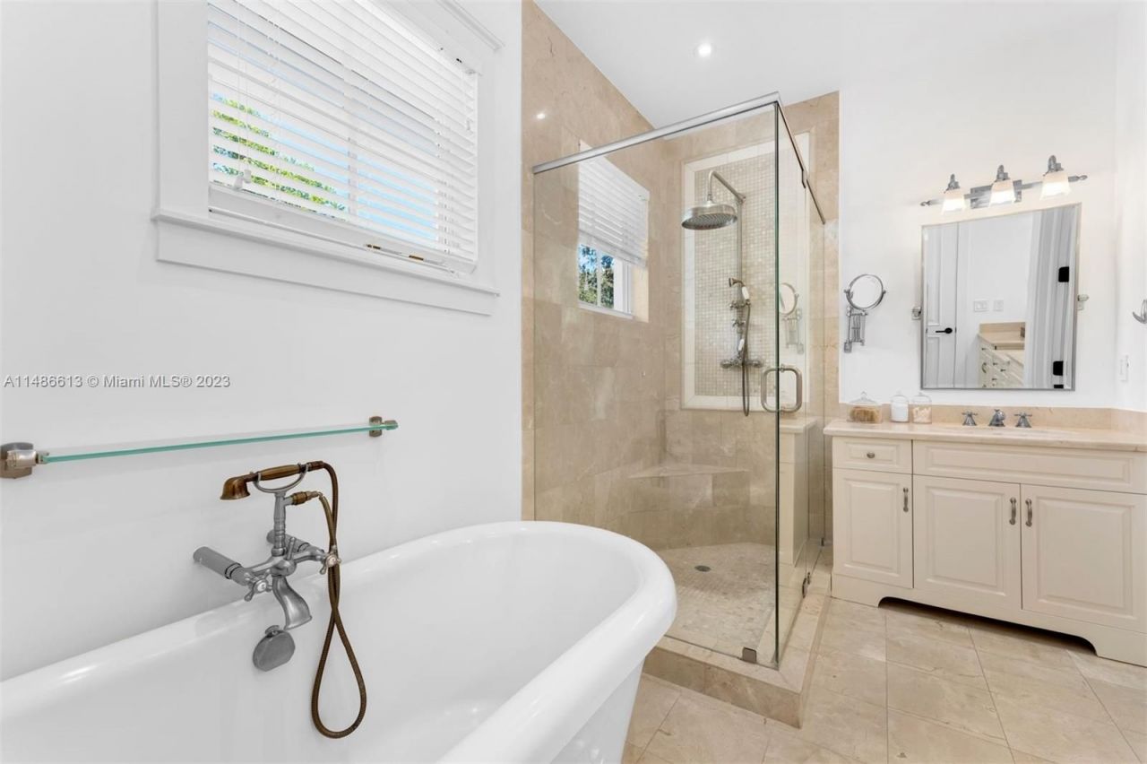 Дом в Майами, США, 450 м² - фото 8