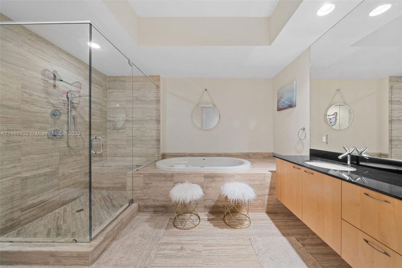 Квартира в Майами, США, 200 м² - фото 9