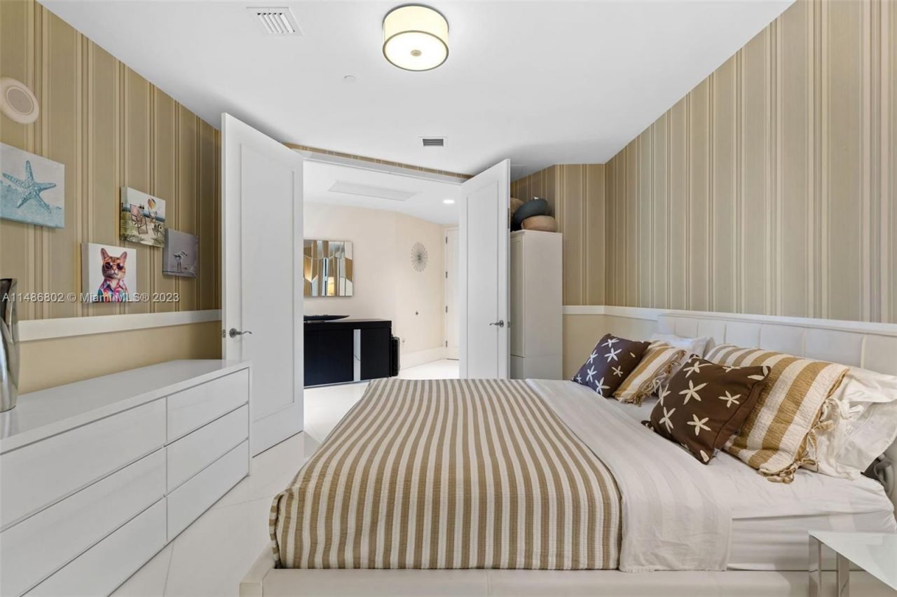 Квартира в Майами, США, 200 м² - фото 14