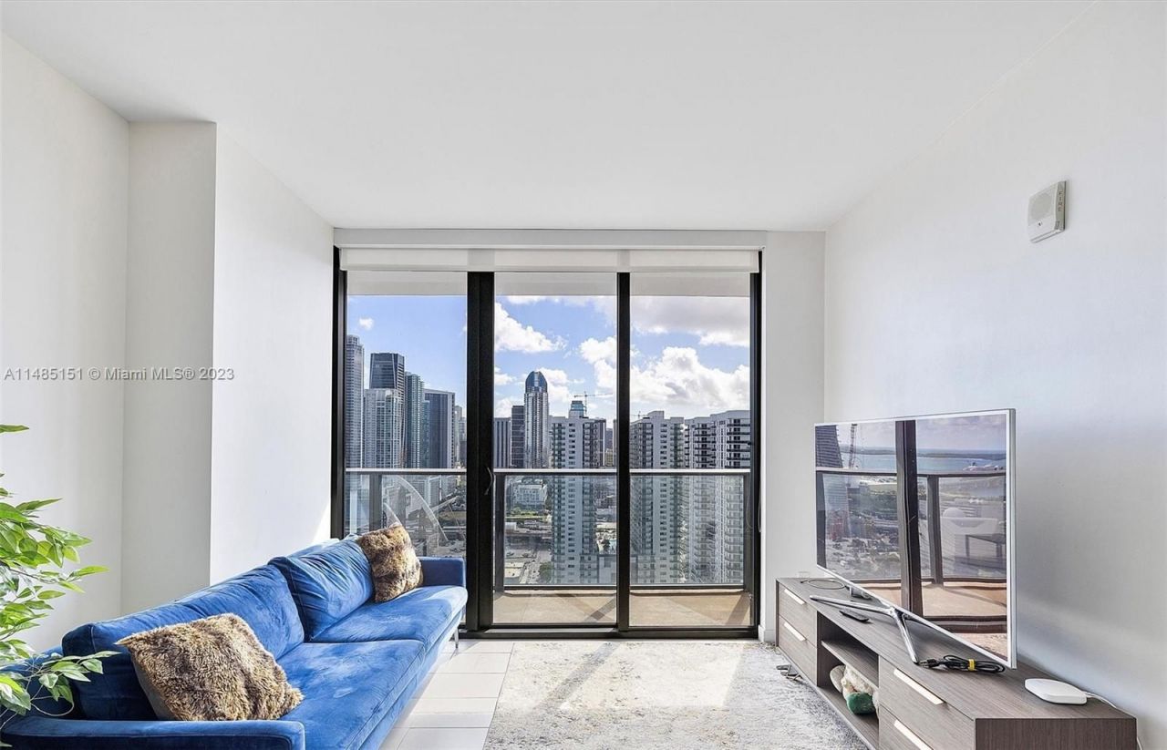 Квартира в Майами, США, 80 м² - фото 2