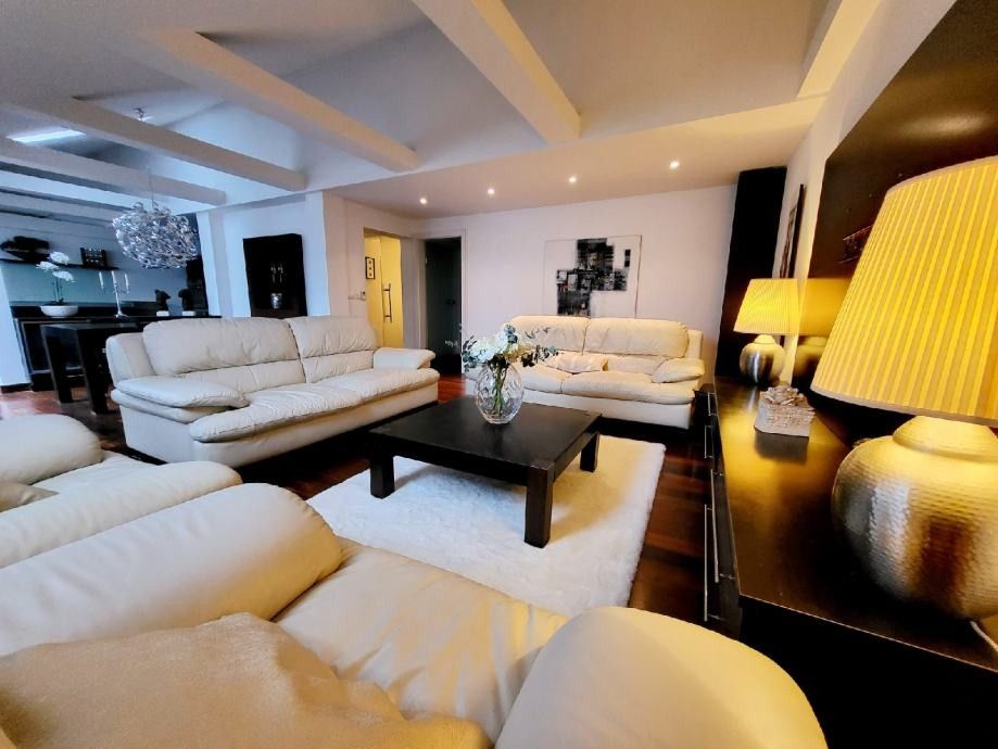 Квартира в Загребе, Хорватия, 170 м² - фото 1