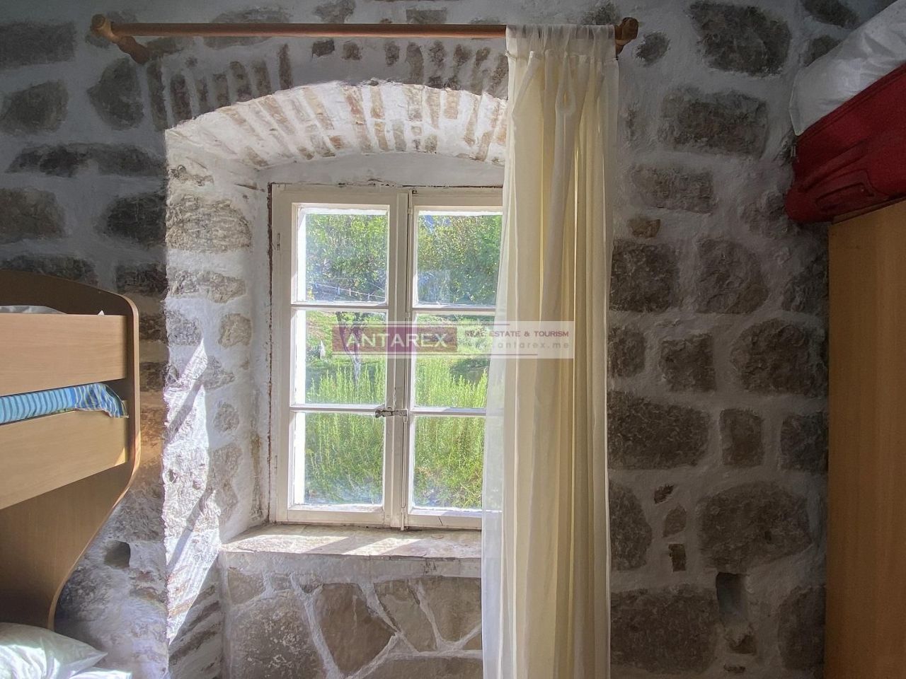 Вилла в Рисане, Черногория, 302 м² - фото 9