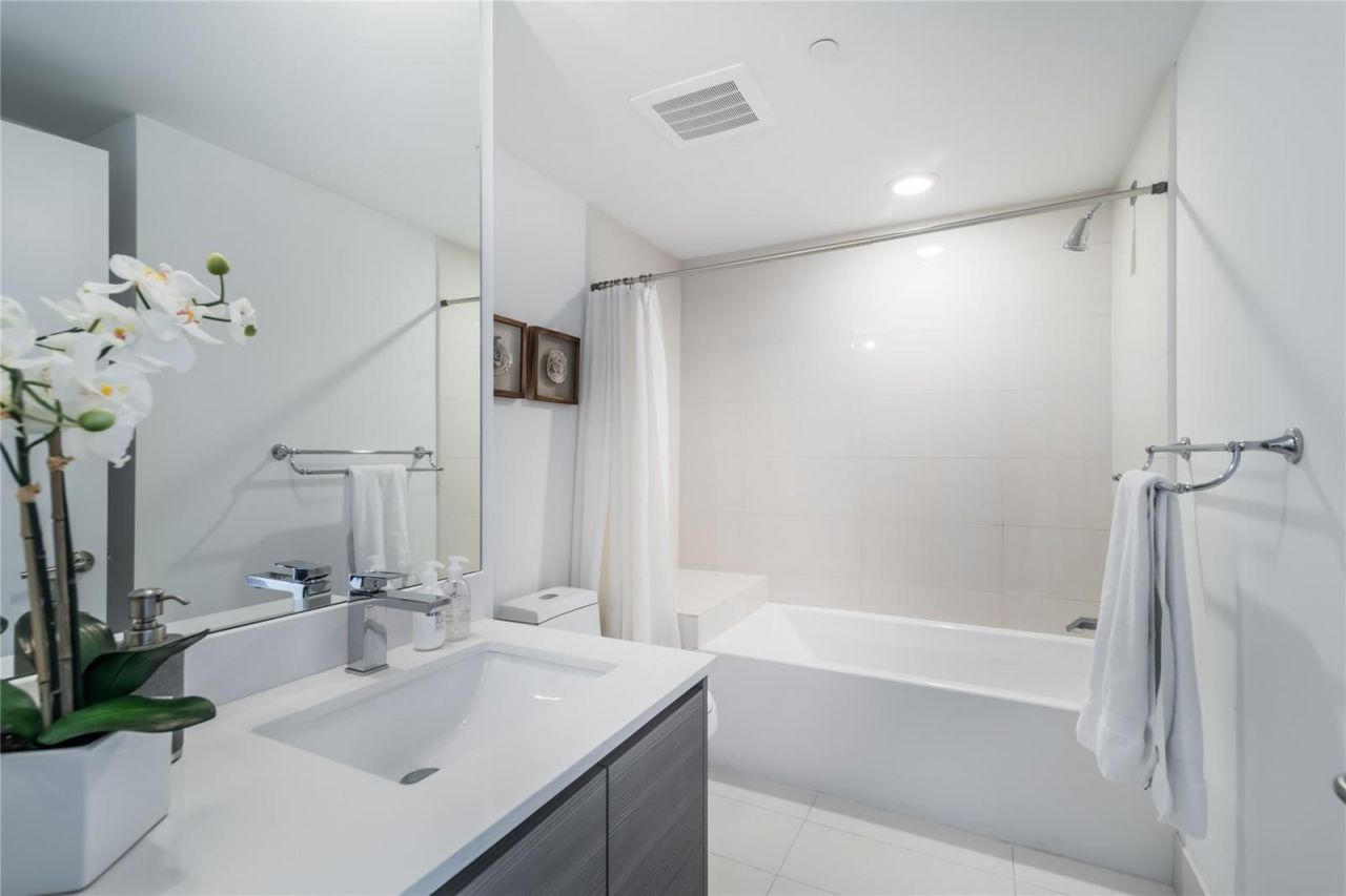 Квартира в Майами, США, 100 м² - фото 14