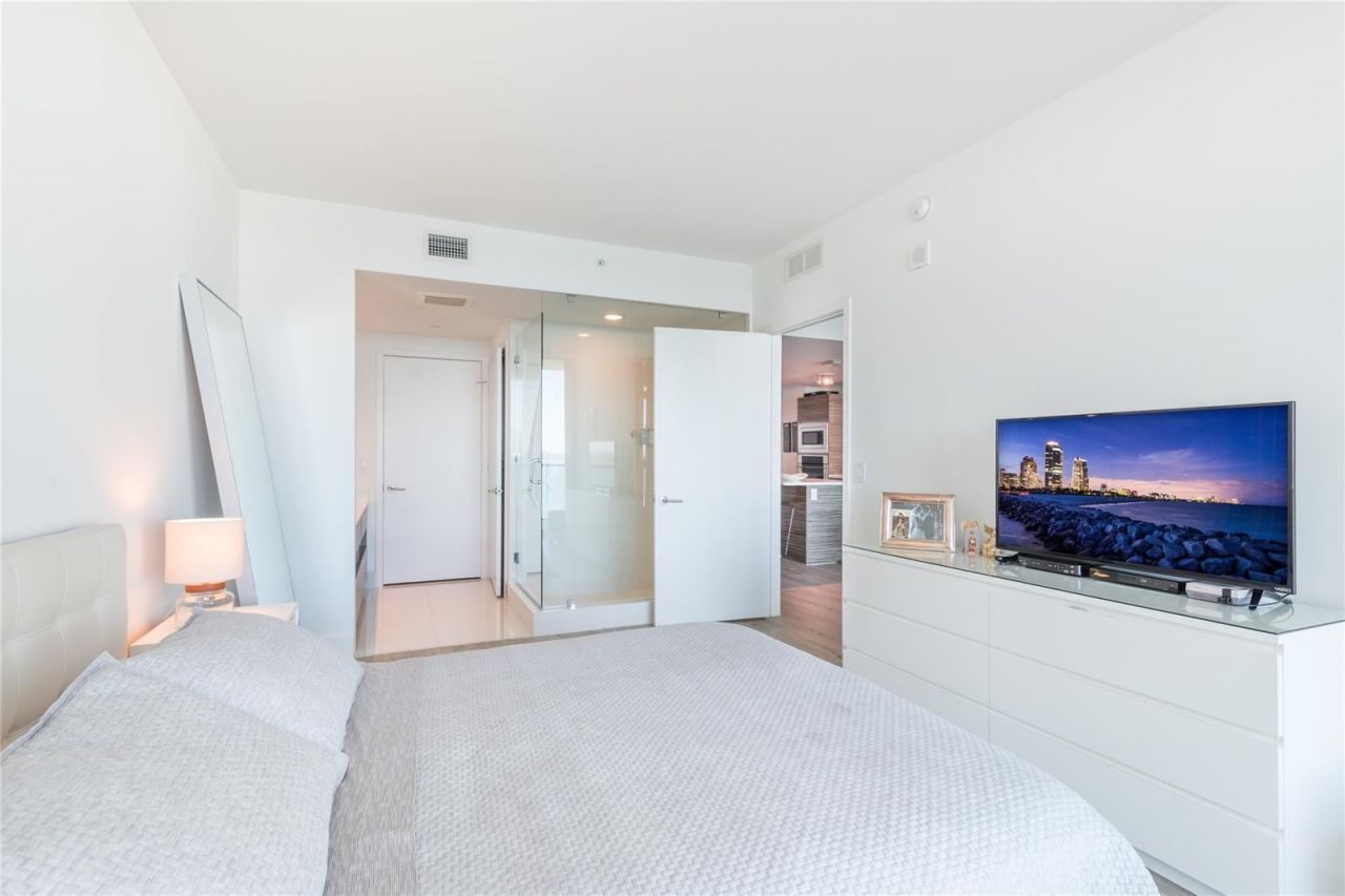 Квартира в Майами, США, 100 м² - фото 8