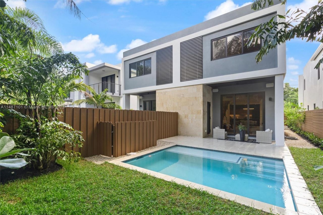 Таунхаус в Майами, США, 250 м² - фото 18