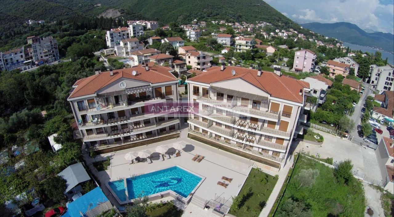 Апартаменты в Баошичах, Черногория, 88 м2 - фото 1