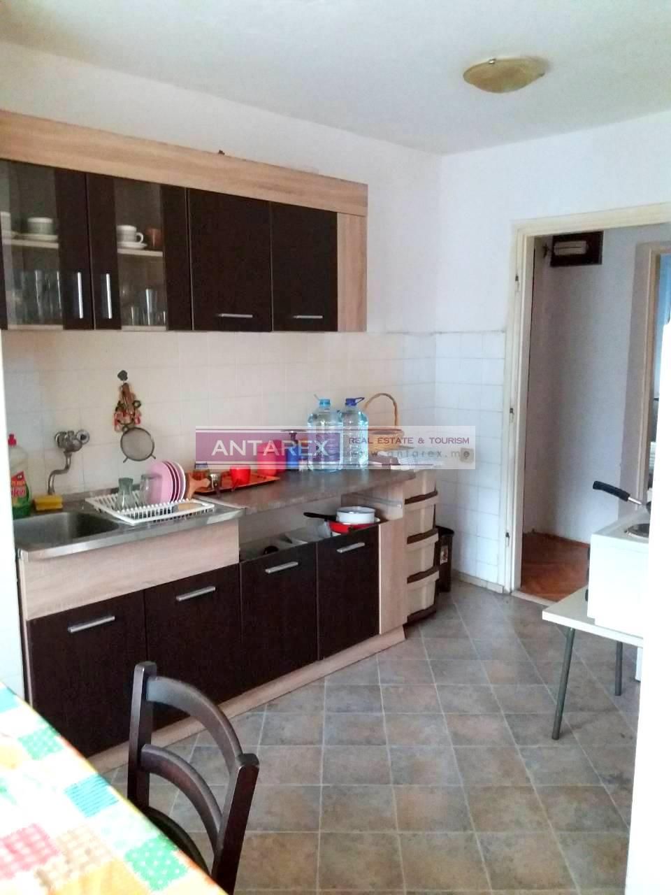 Апартаменты в Доброте, Черногория, 63 м2 - фото 1