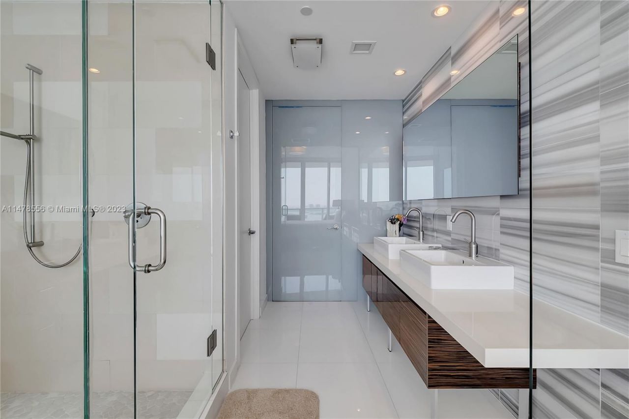 Квартира в Майами, США, 190 м² - фото 11