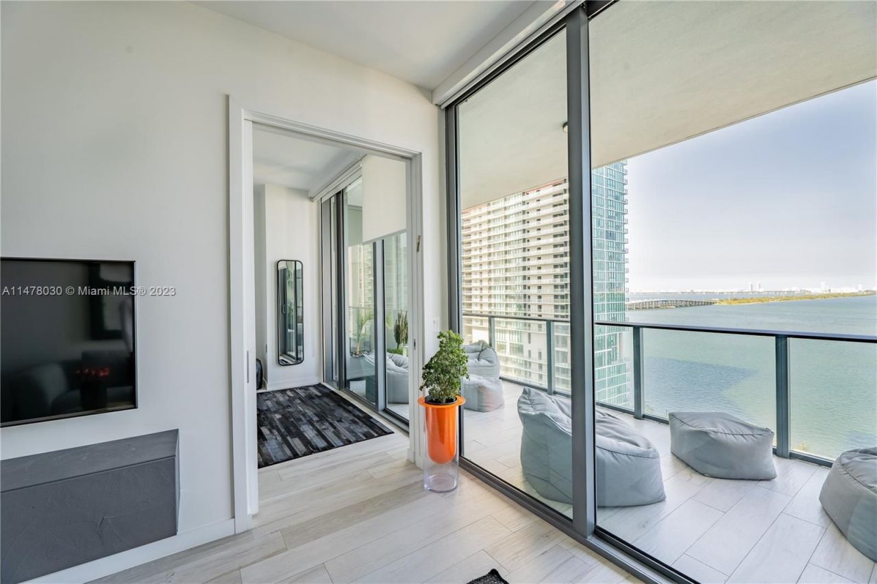 Квартира в Майами, США, 90 м² - фото 8