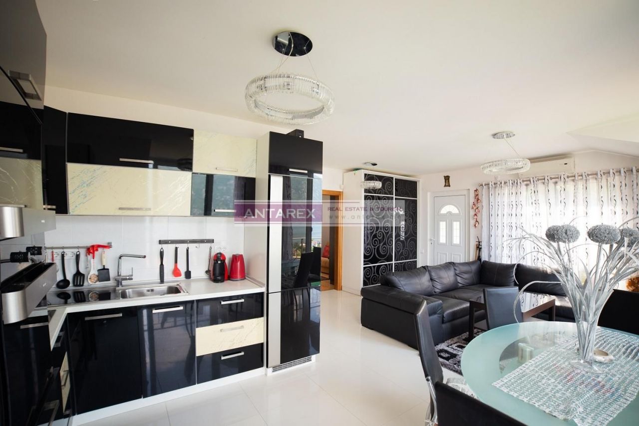 Апартаменты в Столиве, Черногория, 62.5 м² - фото 1
