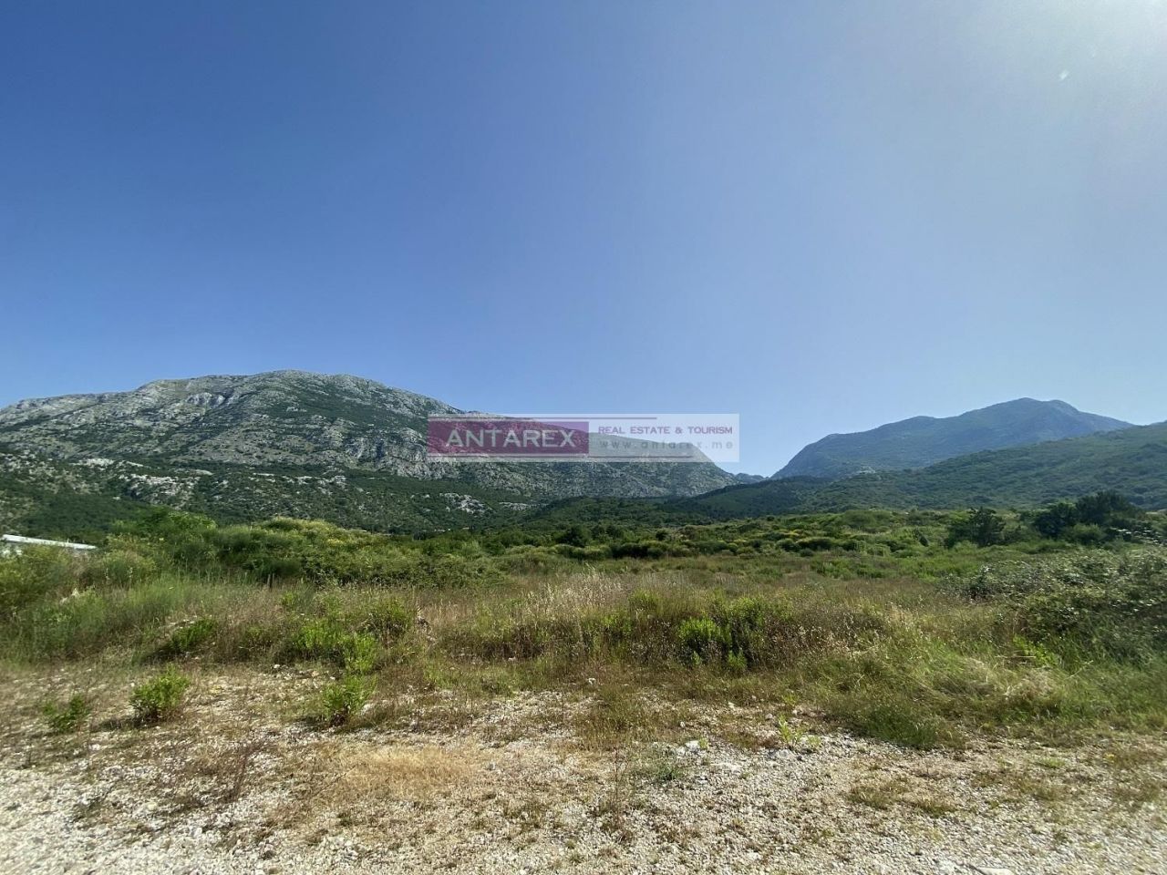 Земля в Херцег-Нови, Черногория, 23 311 м2 - фото 1