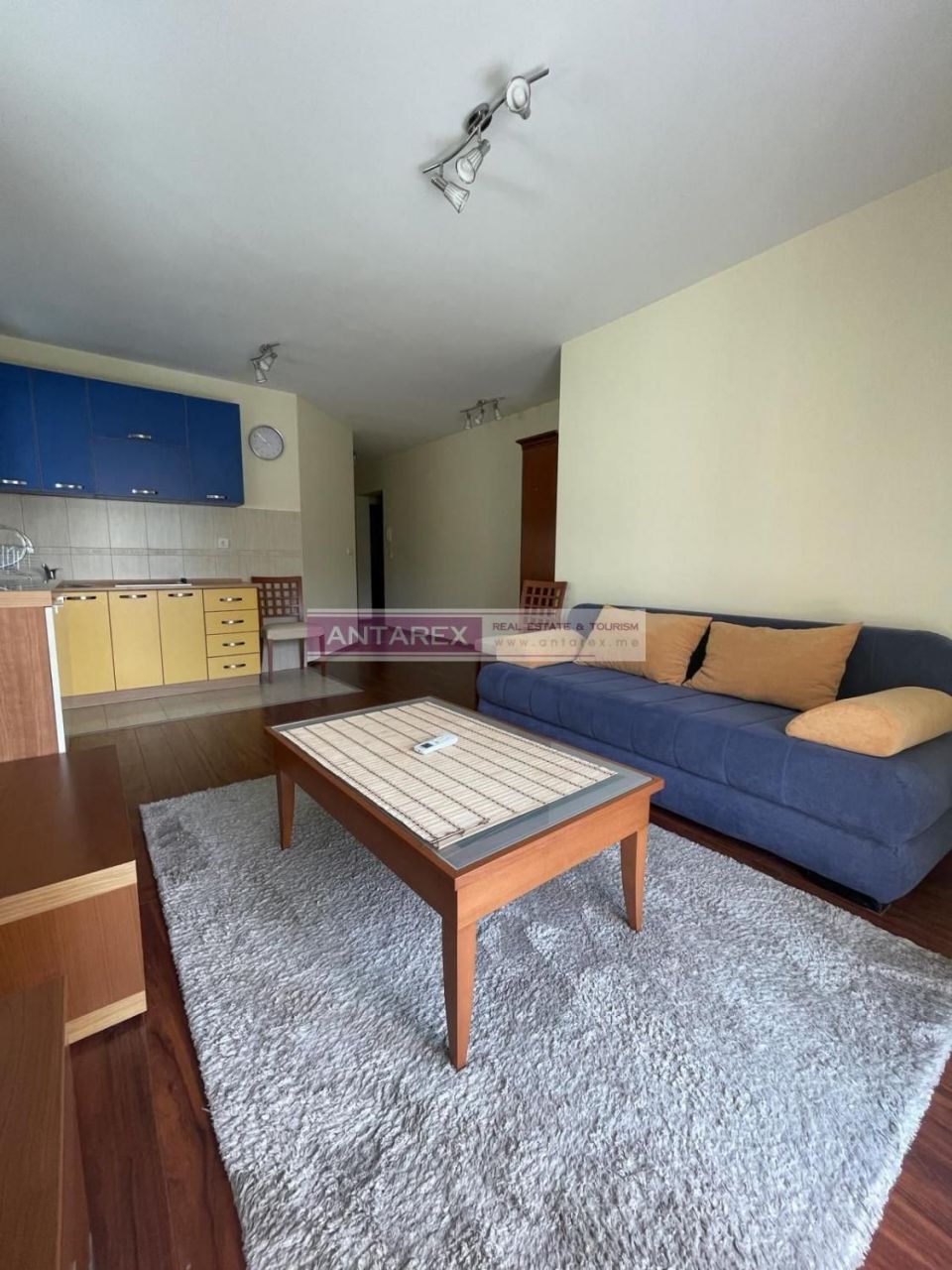 Апартаменты в Будве, Черногория, 43 м2 - фото 1