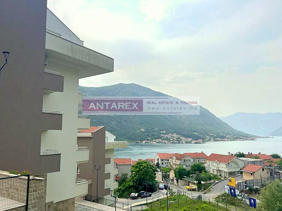 Апартаменты в Доброте, Черногория, 60 м2 - фото 1