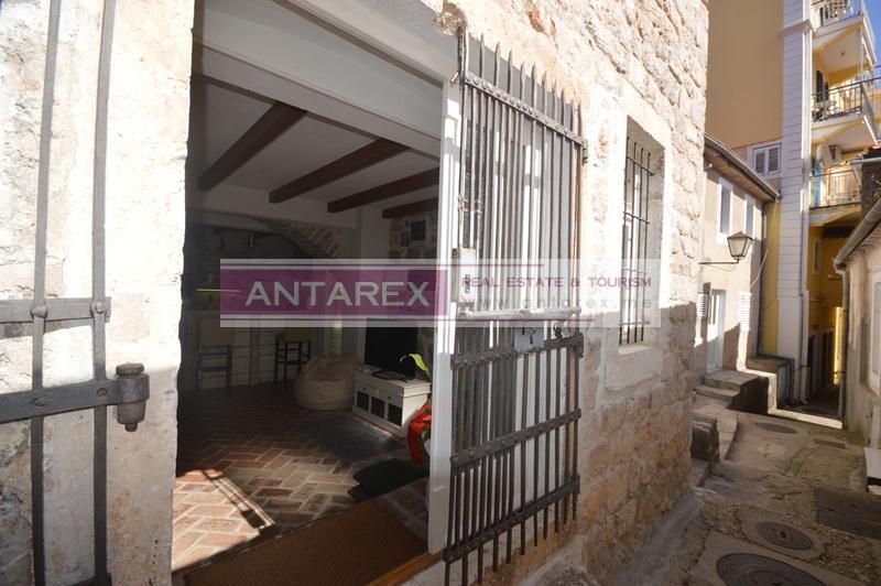 Апартаменты в Херцег-Нови, Черногория, 106 м² - фото 2