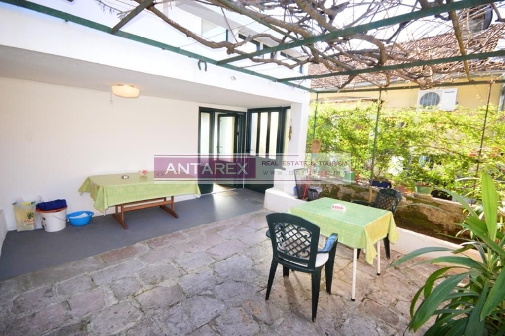 Вилла в Херцег-Нови, Черногория, 100 м² - фото 2