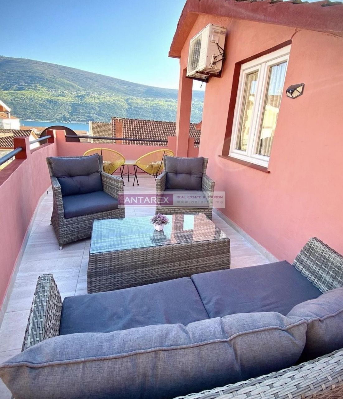 Вилла в Дженовичах, Черногория, 711 м² - фото 2