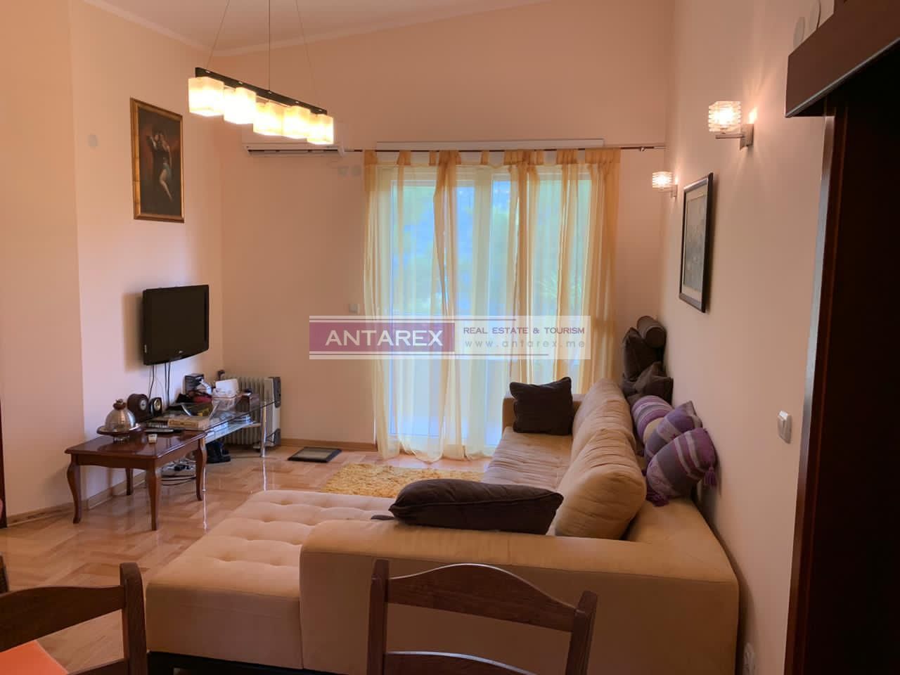 Апартаменты в Кумборе, Черногория, 73 м² - фото 2