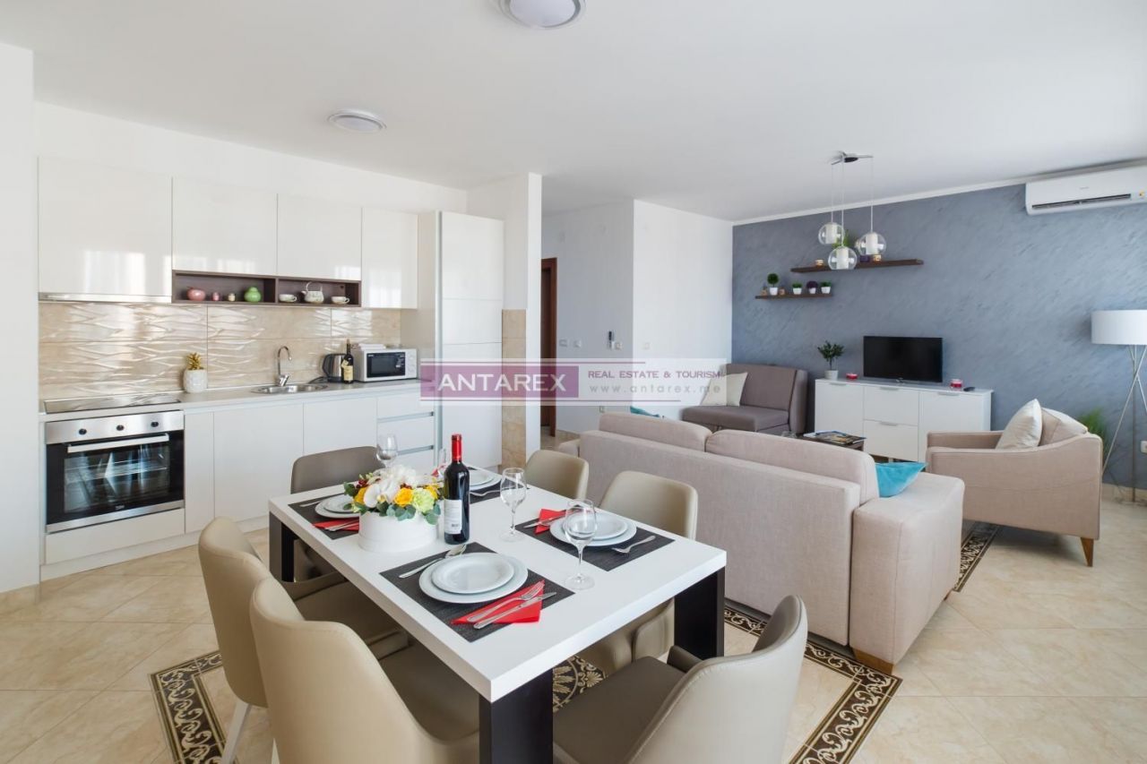 Апартаменты в Бечичи, Черногория, 85 м² - фото 2