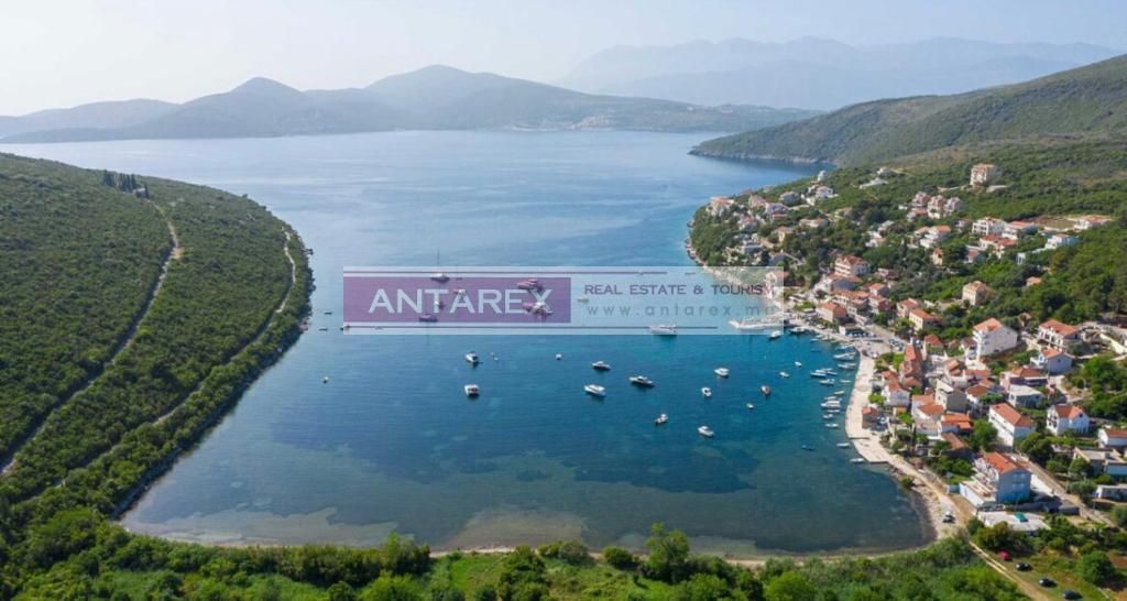 Вилла в Бигово, Черногория, 266 м² - фото 2