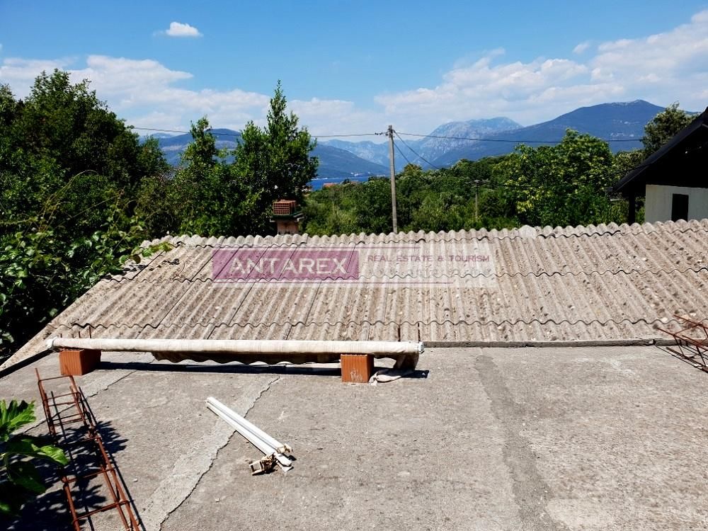 Вилла на полуострове Луштица, Черногория, 61 м² - фото 2