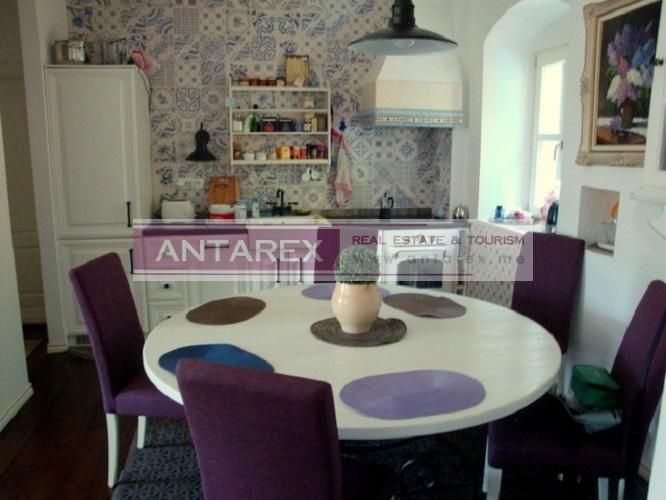 Апартаменты в Херцег-Нови, Черногория, 96 м² - фото 2