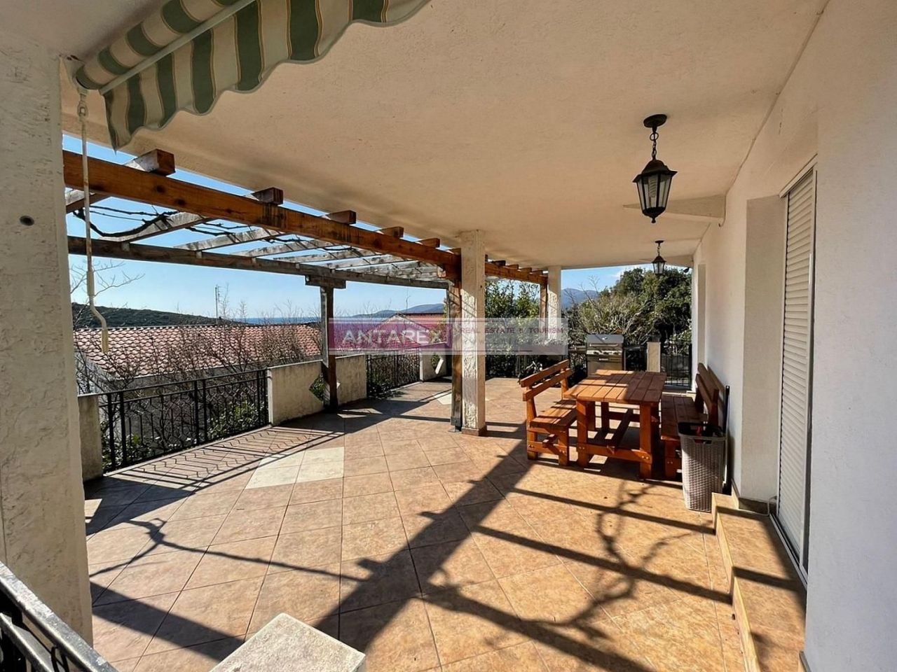 Вилла в Бигово, Черногория, 148 м² - фото 2