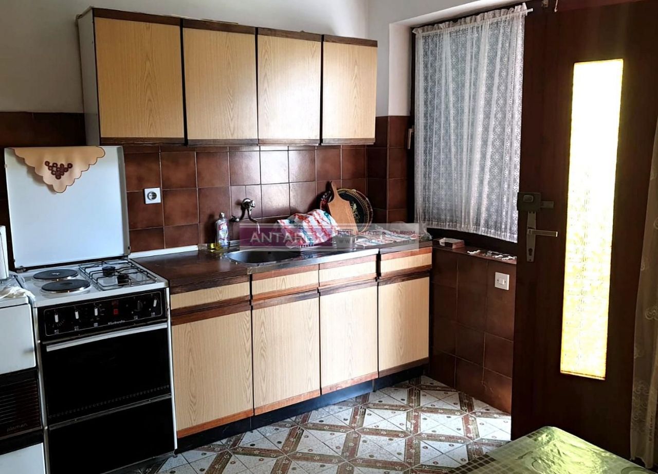 Вилла в Радовичах, Черногория, 210 м² - фото 2