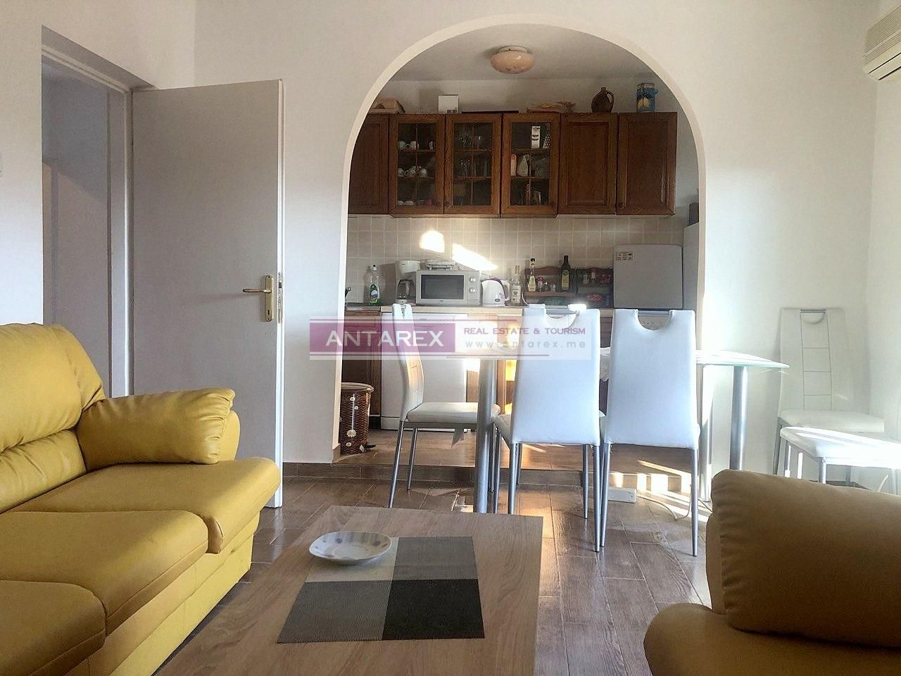 Вилла в Херцег-Нови, Черногория, 120 м² - фото 2