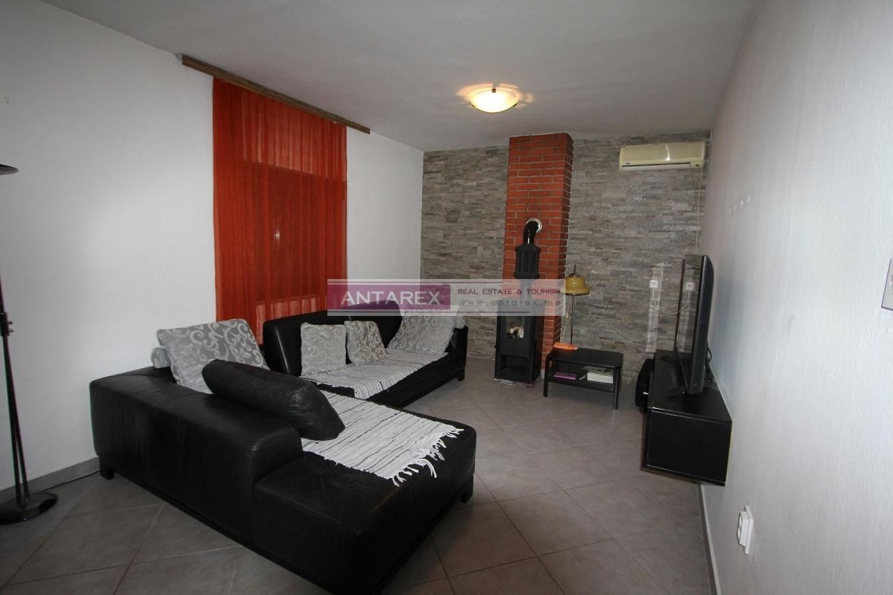 Вилла в Херцег-Нови, Черногория, 182 м² - фото 2