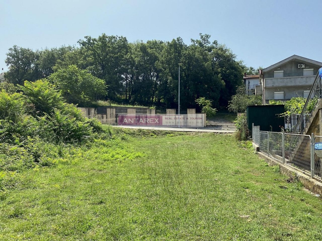 Земля в Херцег-Нови, Черногория, 3 606 м² - фото 2