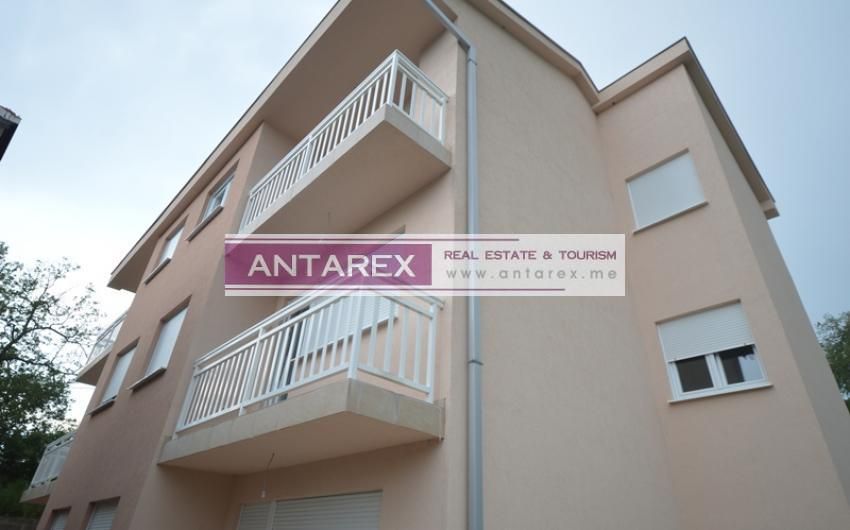 Апартаменты в Херцег-Нови, Черногория, 98 м² - фото 2