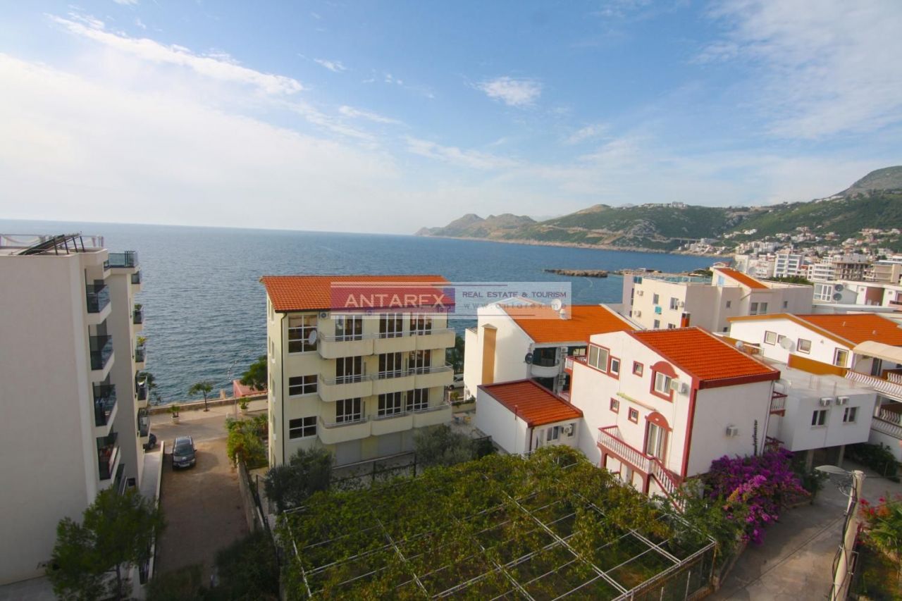 Апартаменты в Добра Воде, Черногория, 164 м² - фото 2