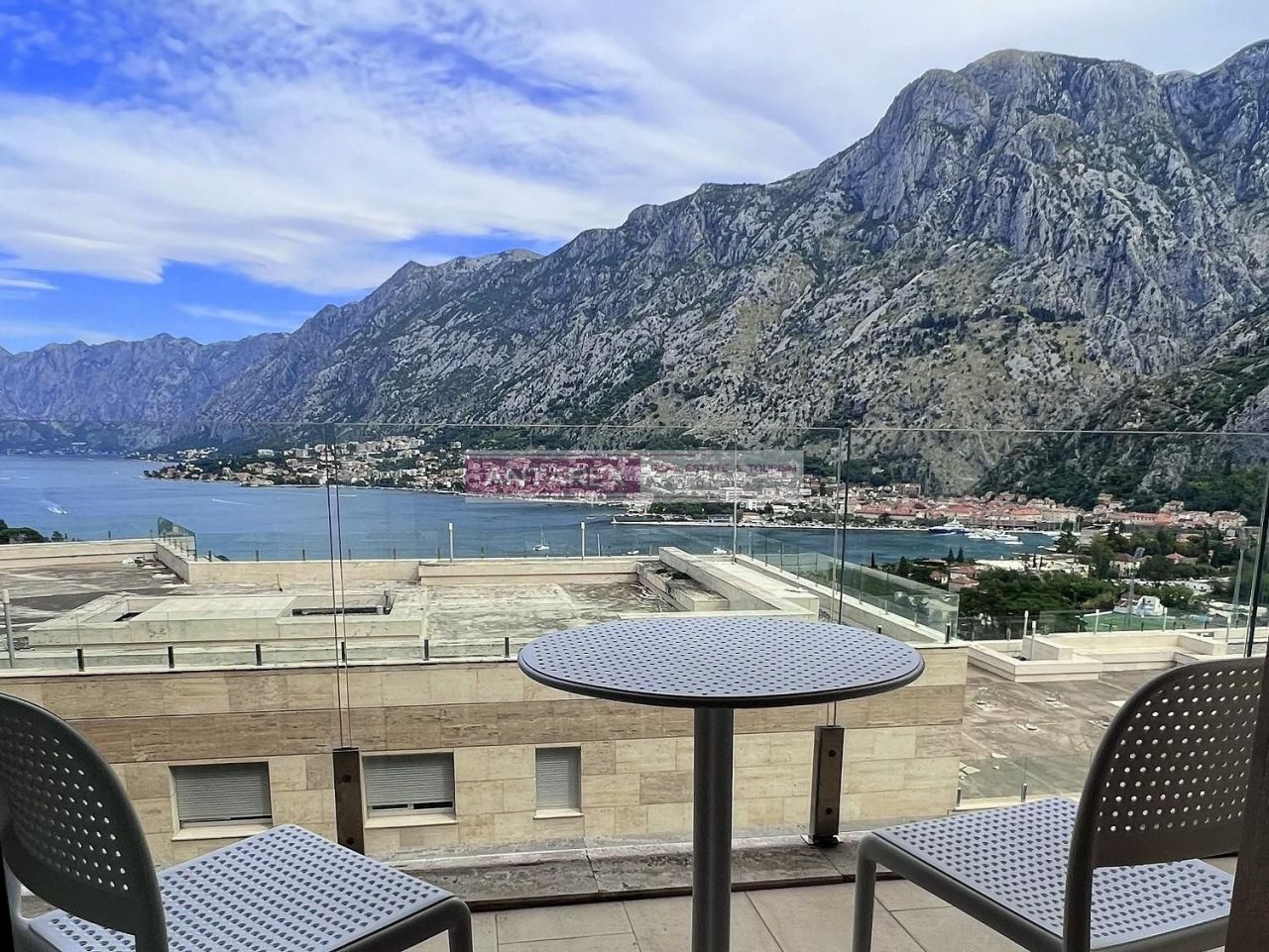 Апартаменты в Шкальяри, Черногория, 136 м² - фото 2